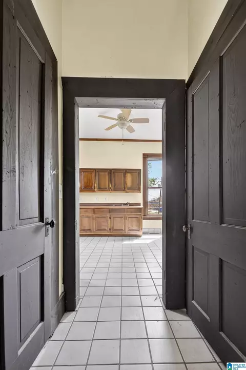 Entry Way - 214 E 19th St, Anniston, AL 36207 photo 5 of 5