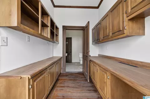 Entry Way - 214 E 19th St, Anniston, AL 36207 photo 3 of 5
