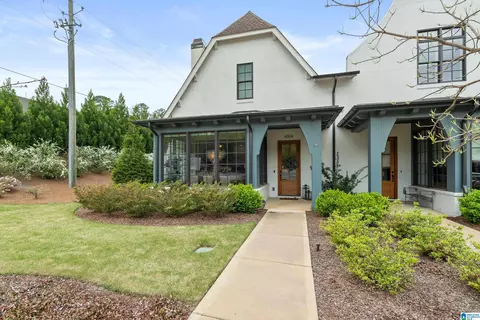 4004 Fairhaven Dr, Mountain Brook, AL 35223