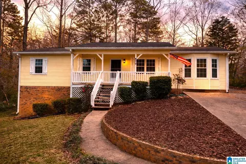 6813 San Moore Dr, Pinson, AL 35126