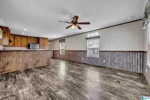 418 Henderson St, Gadsden, AL 35904