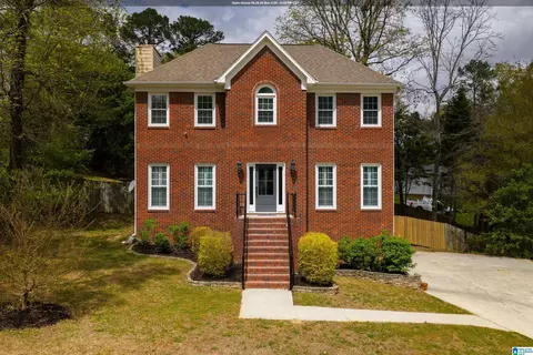 6040 Woodvale Rd, Helena, AL 35080