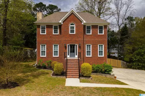 6040 Woodvale Rd, Helena, AL 35080
