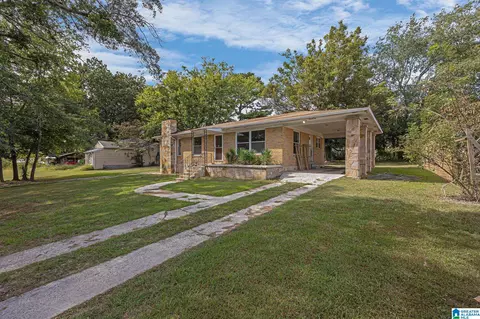 4 21st Ave NW, Center Point, AL 35215