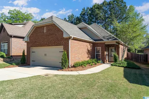 5520 Garden Valley Ln, Pinson, AL 35126