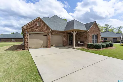 6146 Bent Brook Dr, Bessemer, AL 35022