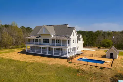 99 Nora Ln, Sylacauga, AL 35151