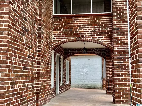 Exterior - 516 Maine St, Warrior, AL 35180 photo 3 of 5