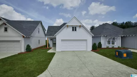 154 Shiloh Creek Dr, Calera, AL 35040
