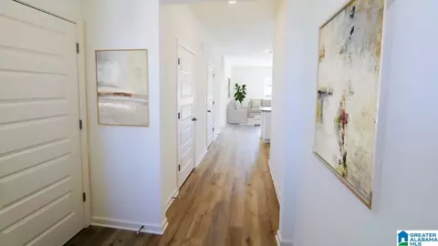 Entry Way - 1083 Gadwall Dr, Alabaster, AL 35007 photo 1 of 7