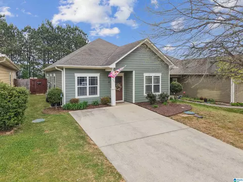 529 Kincaid Cove Ln, Odenville, AL 35120