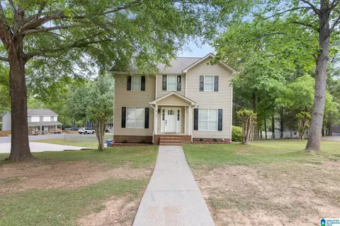 121 Pebble Dr, Alabaster, AL 35007
