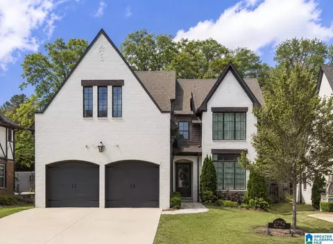 3792 Poe Dr, Vestavia, AL 35223