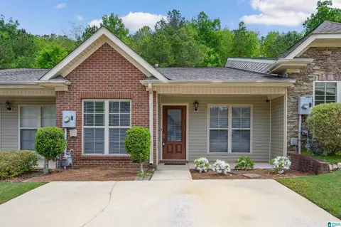 5608 Colony Ln, Hoover, AL 35226