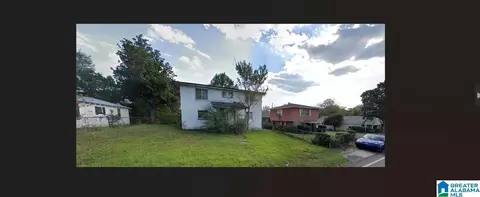 1026 W 14th St, Anniston, AL 36201