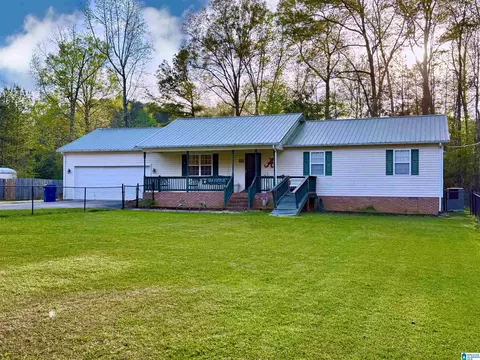 2414 Lark Ln, Oxford, AL 36203