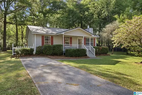 1447 Golden Dr, Bessemer, AL 35023