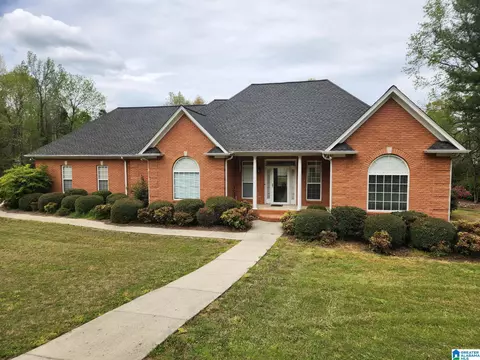 101 Edgewood Cir, Oneonta, AL 35121