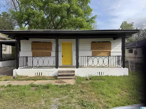 211 Bessemer Ave, Brighton, AL 35020