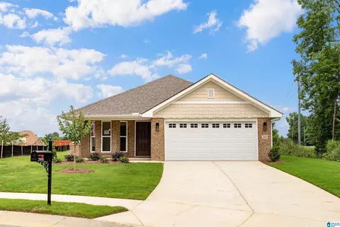 2000 Turquoise Ln, Calera, AL 35040