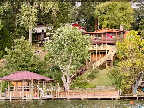 540 River Terrace Dr, Talladega, AL 35160