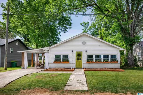 8413 Thomas Ave, Leeds, AL 35094
