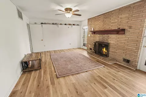 Living - 313 Pinedale Rd, Clanton, AL 35045 photo 1 of 1
