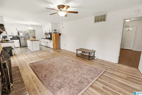 Entry Way - 313 Pinedale Rd, Clanton, AL 35045 photo 1 of 1