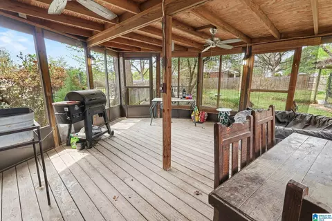 Exterior - 313 Pinedale Rd, Clanton, AL 35045 photo 3 of 6