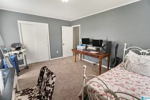 Bedroom - 313 Pinedale Rd, Clanton, AL 35045 photo 4 of 6