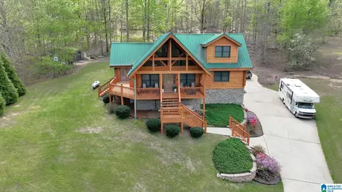 333 Mountain Crest Dr, Pell City, AL 35128