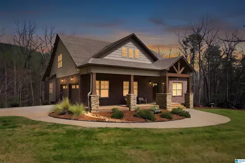 156 Autumn View Dr, Sterrett, AL 35147