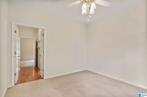 Bedroom - 215 Buck Cir, Clanton, AL 35045 photo 6 of 11