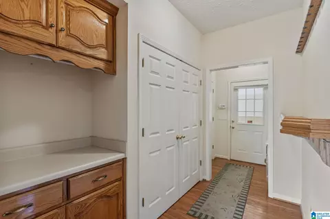 Entry Way - 215 Buck Cir, Clanton, AL 35045 photo 1 of 2