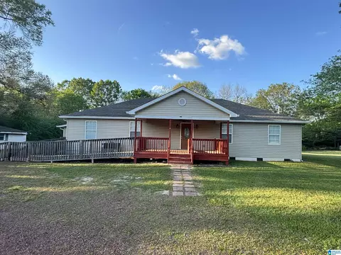 1373 Rock Creek Rd, Hueytown, AL 35023