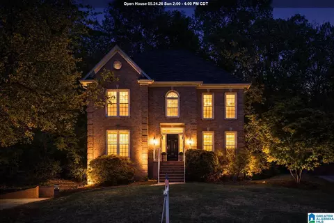 1945 Strawberry Ln, Hoover, AL 35244