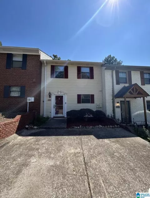 493 Cedar Crest Dr, Hoover, AL 35216