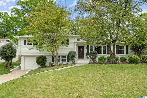 525 Edgeknoll Dr, Homewood, AL 35209