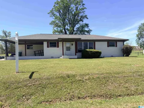 532 6th Ct, Pleasant Grove, AL 35127