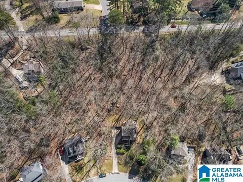 3996 S Shades Crest Rd #1, Hoover, AL 35244