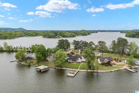 1249 Cedar Creek Rd, Sylacauga, AL 35151