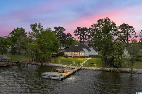 1249 Cedar Creek Rd, Sylacauga, AL 35151