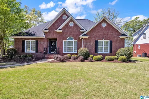 4567 Lenora Dr, Gardendale, AL 35071