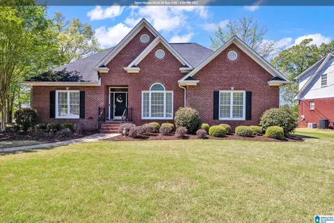 4567 Lenora Dr, Gardendale, AL 35071