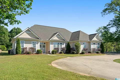4089 Paradise Ln, Bessemer, AL 35022
