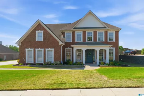 736 Old Cahaba Dr, Helena, AL 35080