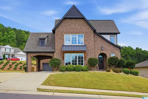 6608 Woodmere Xing, Leeds, AL 35094