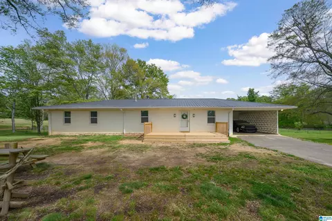 443 Huff Ln, Springville, AL 35146