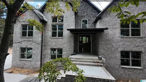 2133 Grey Oaks Ter, Pelham, AL 35124