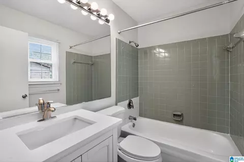 Bath - 4130 Brooktree Rd, Montgomery, AL 36116 photo 1 of 2